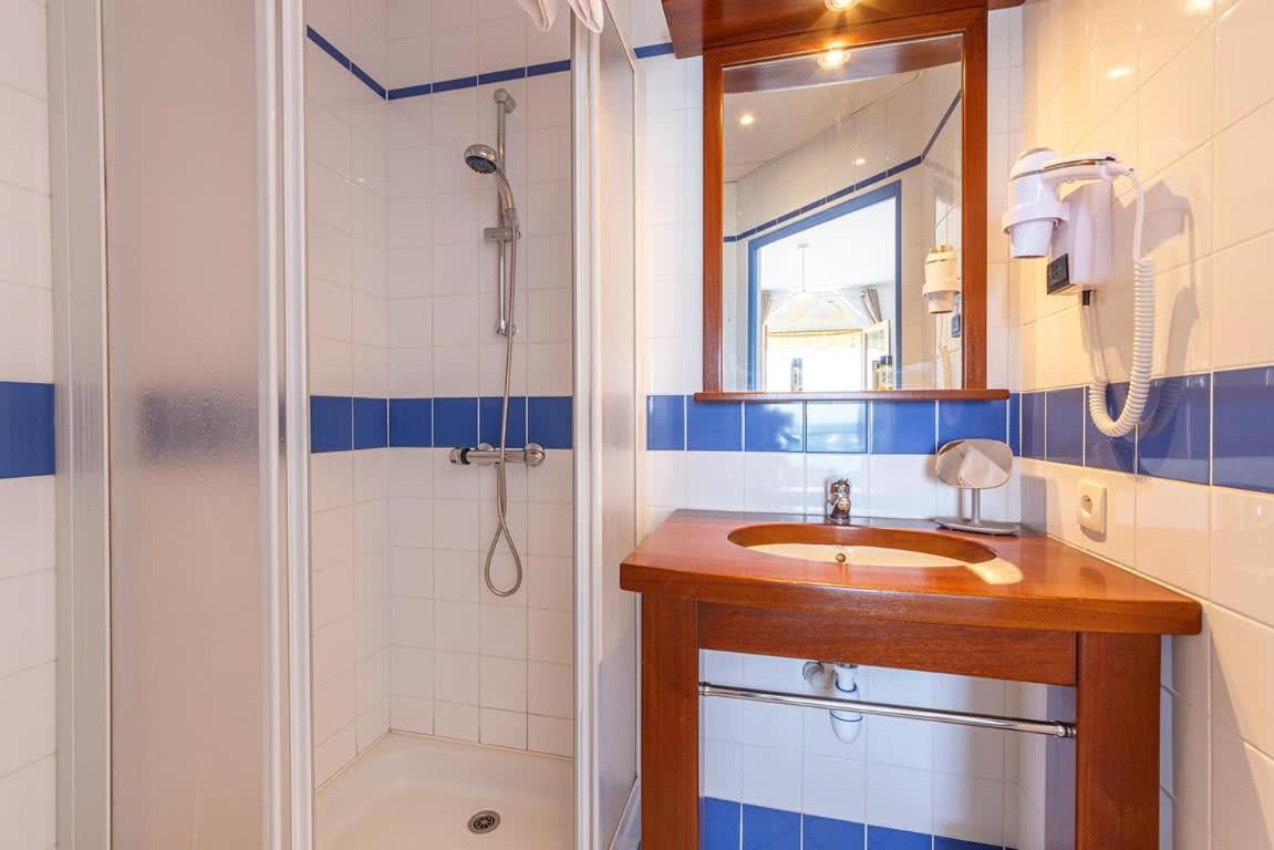 Les Pieds Dans L'Eau - Appartment 1 - Vue Mer Канкал Екстериор снимка